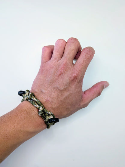 Paracord Adjustable Eyewear Retainer/Bracelet