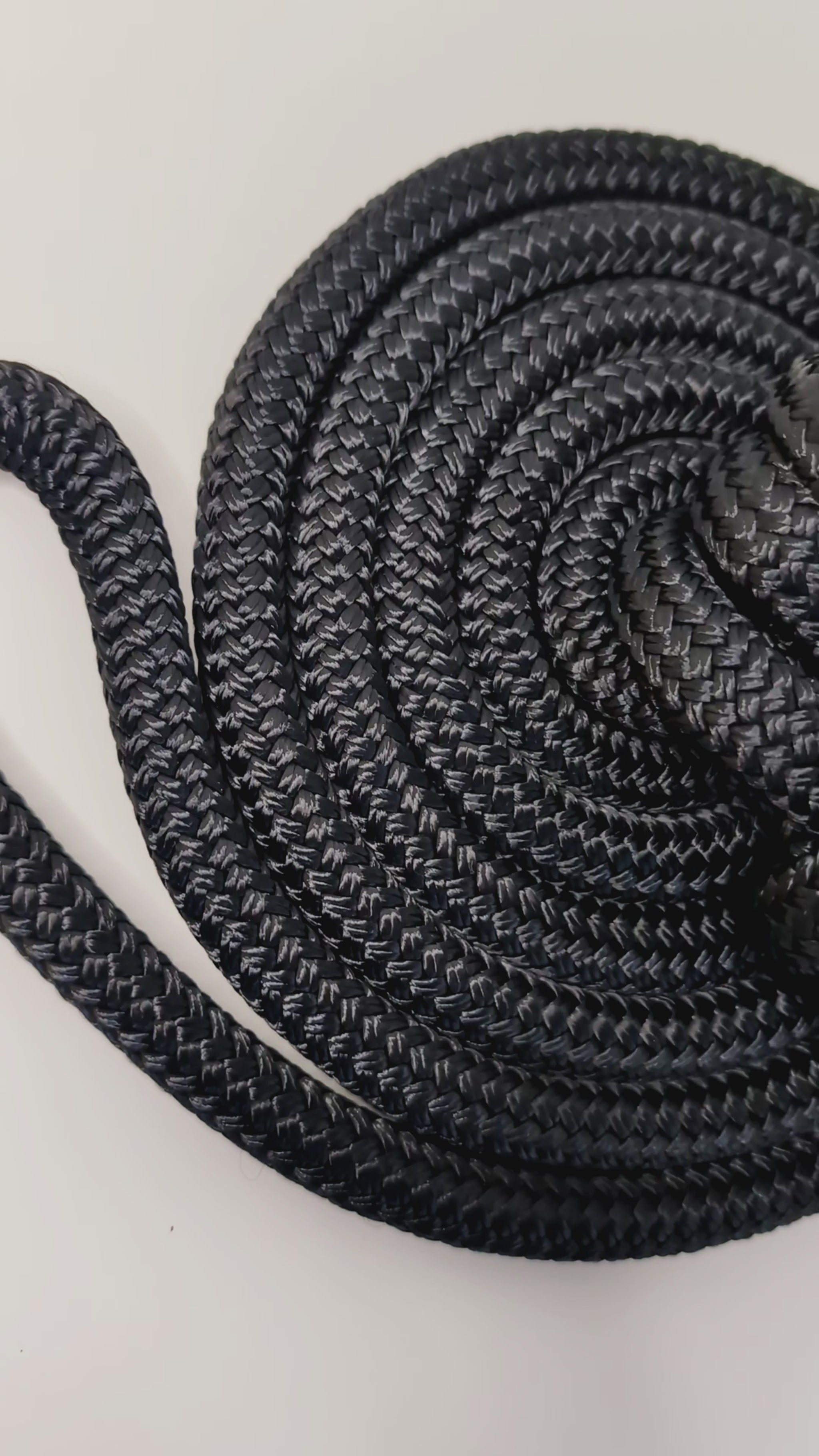 Video of the Blackberry Velvet Rope Flow Rope 
